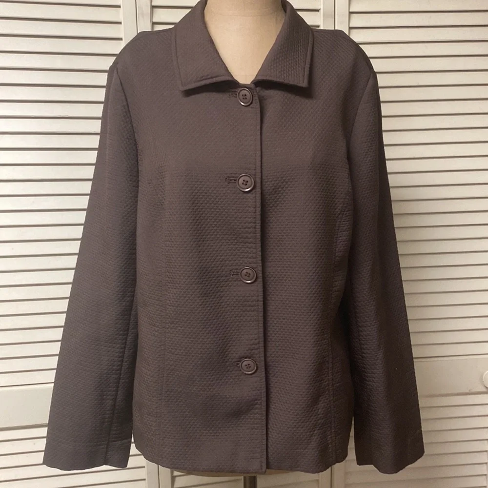 Requirements jacket - Picture 1 of 6